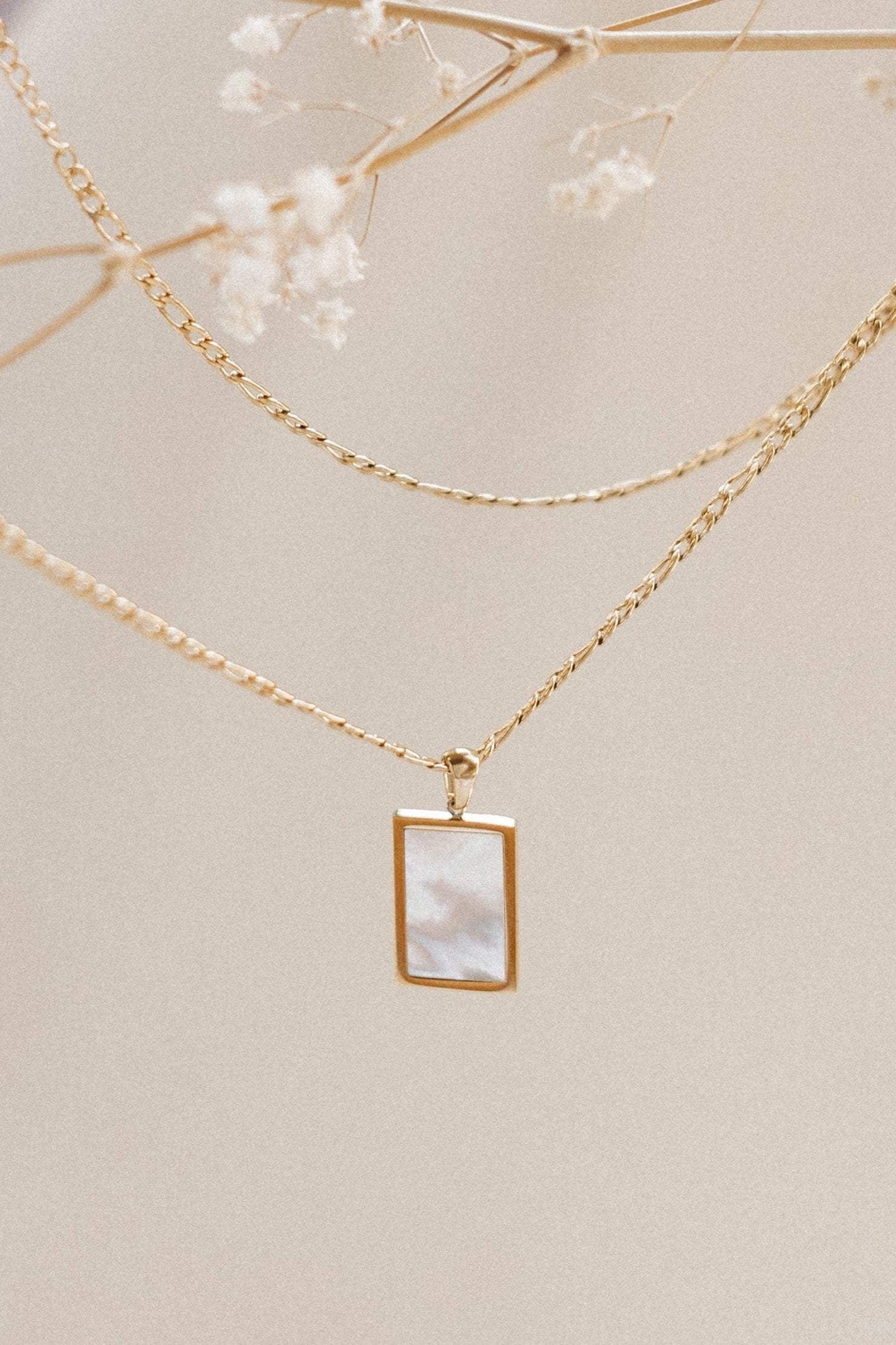 Minimalist Rectangle Pendant Necklace